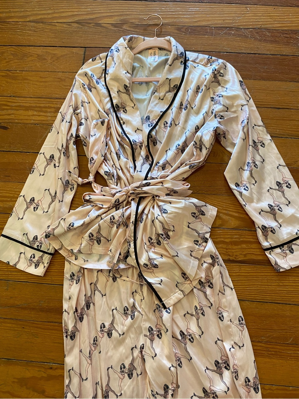 Bettie Page Pinup - Soft Pink Satin Pajama Belted Set - US Large
